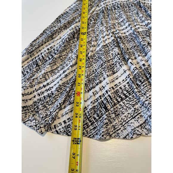 Cynthia Rowley Dress Geometric Print Size M Sleeveless Black White Fit and Flare - Picture 6 of 7